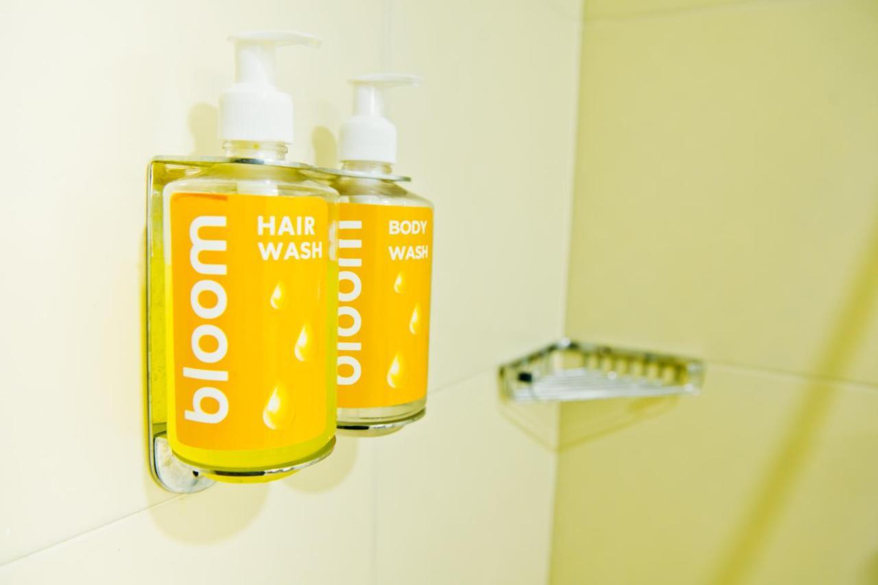 Bloom Hotel - Golf Course Road, Sector 43 Gurgaon Eksteriør billede