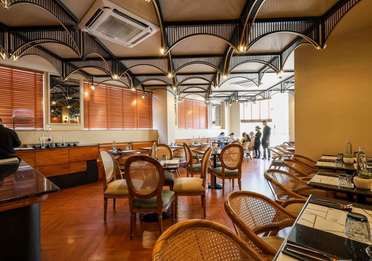 Bloom Hotel - Golf Course Road, Sector 43 Gurgaon Eksteriør billede
